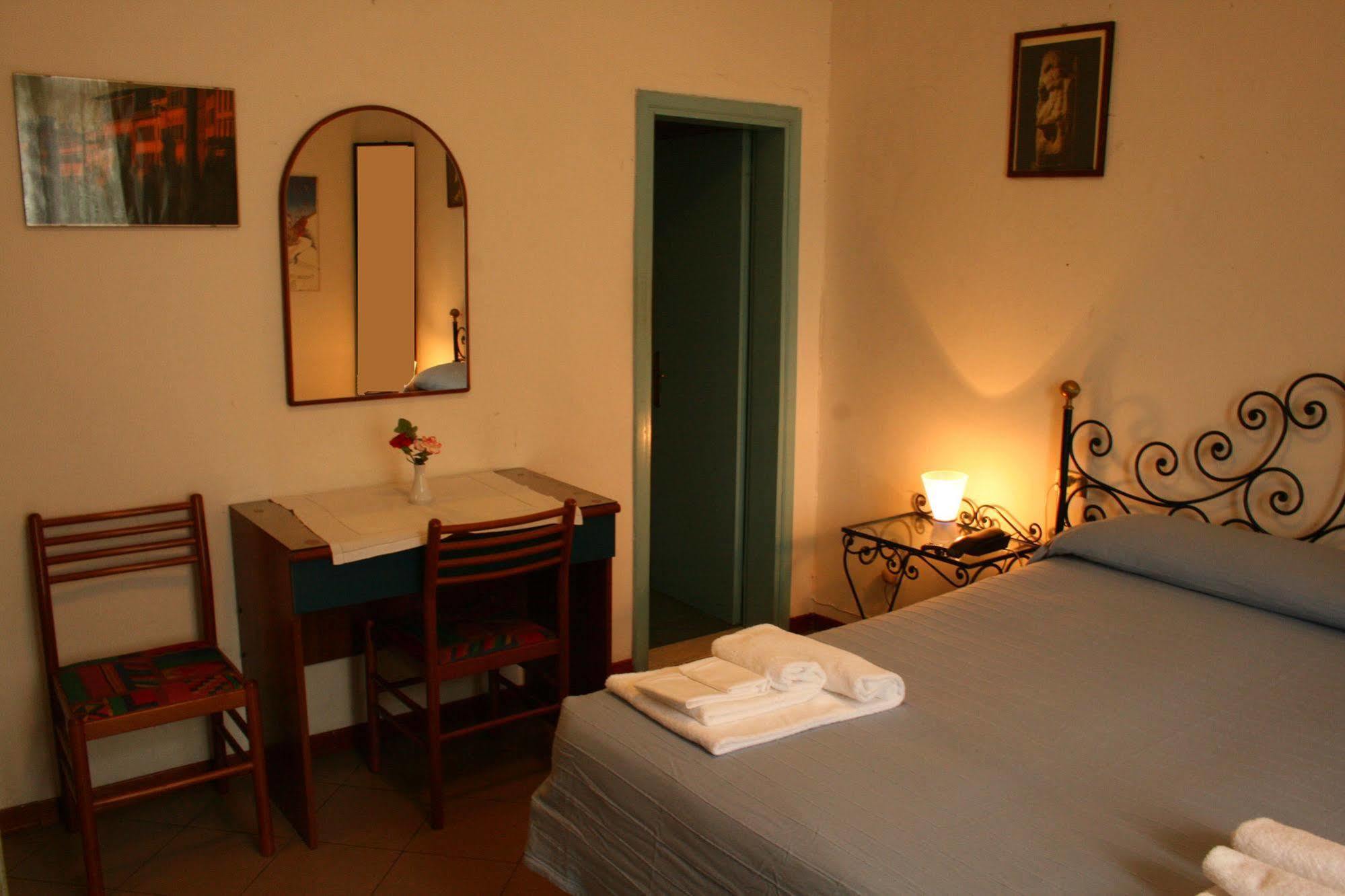 Hotel Fedora Φλωρεντία Δωμάτιο φωτογραφία